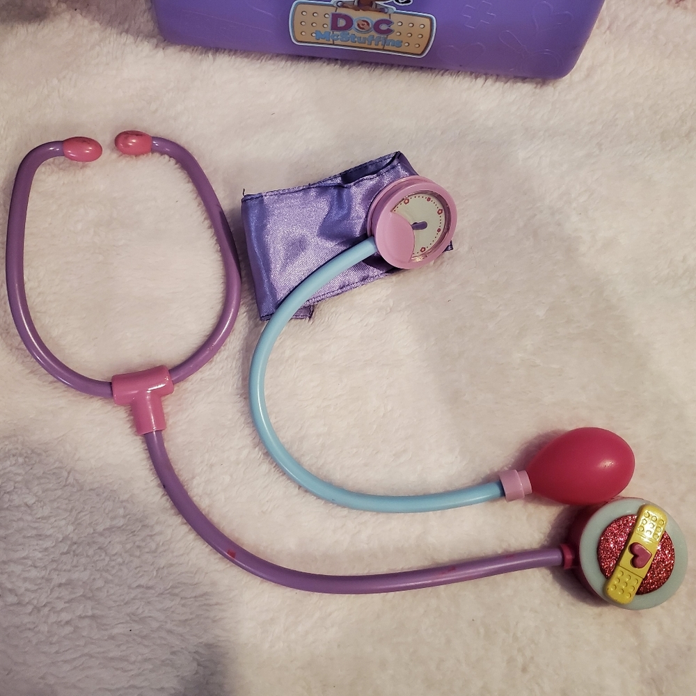 Doc McStuffins bundle - Picture 2 of 4